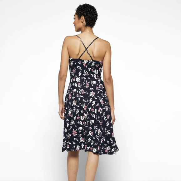 Nine Britton Floral Dress - Picture 2 of 9